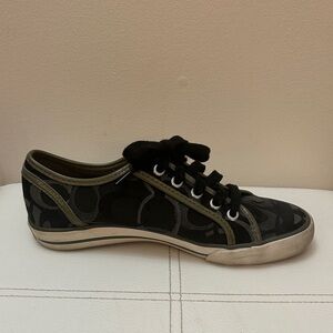 Coach Women's Black and Gray Sneakers size 6